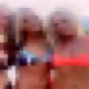 Photo de Latifa à Ablon (38 ans) - beurette discret