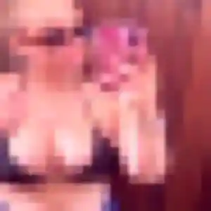 Profil de Ikram à Abrest (26 ans) - beurette discret