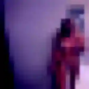 Nabila, 30 ans, en ligne à Agonac pour une rencontre coquine