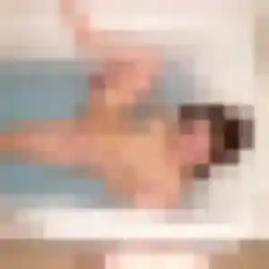 Kenza, 25 ans, connectée à Albertville pour une rencontre coquine