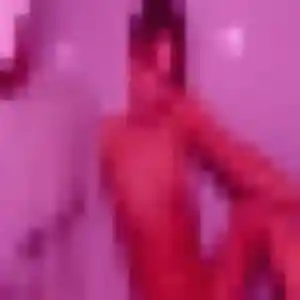 Alya, femme de 22 ans cherche beurette à Alleins