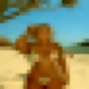 Hafsa, 35 ans, connectée à Allouis pour une rencontre coquine