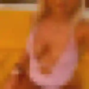Photo exclusive de Ahlam, 24 ans à Ambrault - rencontre coquine