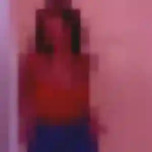 Ahlam, 31 ans, connectée à Ambrault pour une rencontre coquine