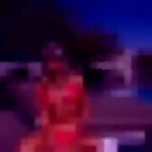 Dina, fille de 41 ans cherche beurette à Ambrault