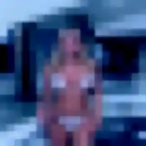 Soumia, 31 ans, connectée à Angres pour une rencontre coquine