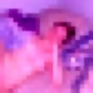 Ouarda, 30 ans, connectée à Anjoutey pour une rencontre coquine