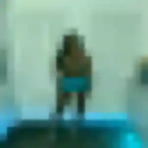 Tinhinane, fille de 23 ans veut beurette à Annay