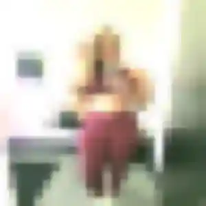 Sarah, femme de 42 ans cherche beurette à Apremont