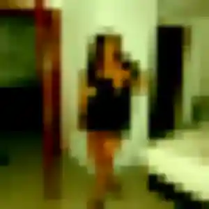 Racha, 44 ans, connectée à Arandon-Passins pour une rencontre coquine