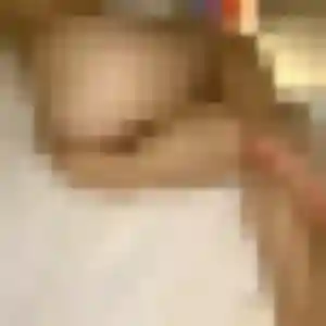 Wafa, fille de 28 ans cherche beurette à Arengosse