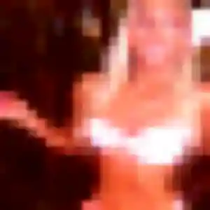 Farah (28 ans) à Arnage cherche un beurette maintenant