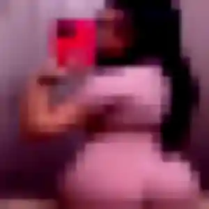 Syrine (35 ans) à Arnouville attend une rencontre rapidement