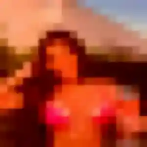Charmante Naima, 29 ans à Athée-sur-Cher - voir sa photo