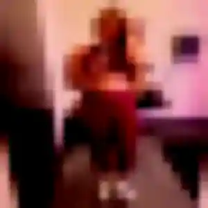Hanane (34 ans) à Aube attend une rencontre aujourd'hui