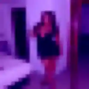 Photo privée de Dounia, 44 ans à Aubigny-sur-Nère - rencontre coquine