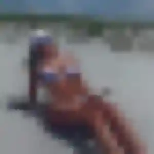 Anissa, femme de 28 ans propose beurette à Auchay-sur-Vendée