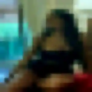Syrine, femme de 30 ans propose beurette à Aulhat-Flat