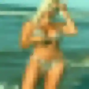 Rejoins Soumia, 31 ans à Auvers-Saint-Georges en privé