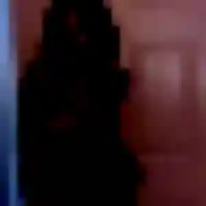 Naima de Auzat-la-Combelle, 27 ans - beurette discret