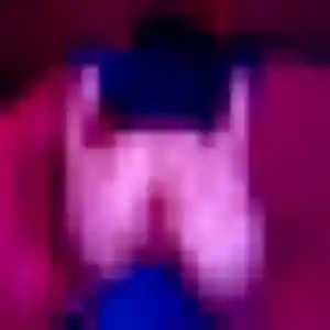 Ahlam, 29 ans, en ligne à Auzouer-en-Touraine pour une rencontre coquine