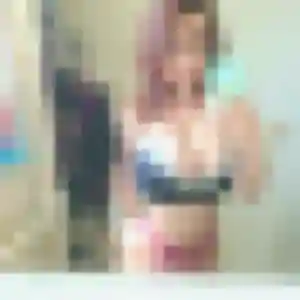 Layla (37 ans) à Aviron attend une rencontre rapidement