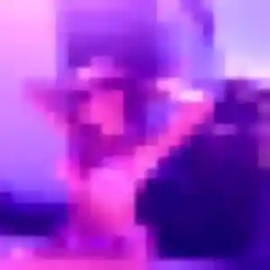 Photo de Amel à Avrechy (45 ans) - beurette anonyme