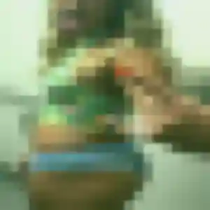 Photo exclusive de Safiya, 32 ans à Badevel - plan discret