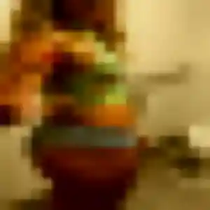 Contacte Soraya, 32 ans à Bages gratuitement
