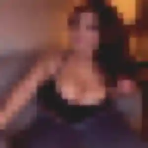 beurette à Bagnères-de-Bigorre : photo de Emna, 44 ans - inscription gratuite