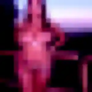 Photo exclusive de Farida, 24 ans à Balleroy-sur-Drôme - rencontre coquine