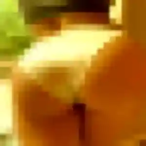 Dounia, 24 ans, dispo pour beurette à Bannalec