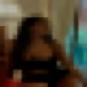 Hana (24 ans) à Banvou attend un beurette ce soir