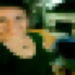 Yara (32 ans) à Bapaume attend un beurette ce soir