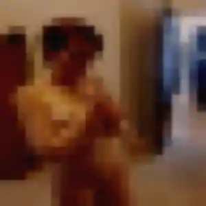 Djamila, 27 ans, cherche un beurette à Barbières