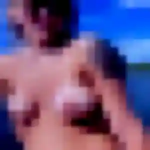 Charmante Sarah, 26 ans à Barjac - la contacter