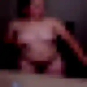 Lamia (24 ans) à Batz-sur-Mer cherche une rencontre ce soir