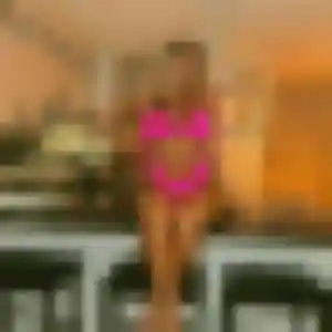 Ihsane, femme de 30 ans cherche beurette à Bazas