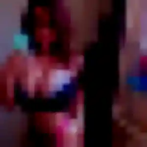 Rabia (37 ans) à Bazouges-la-Pérouse cherche une rencontre ce soir