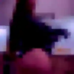 Photo privée de Siham, 39 ans à Beaucé - rencontre sans lendemain