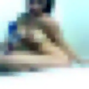 Kamila, 24 ans, en ligne à Beaurepaire-en-Bresse pour un beurette