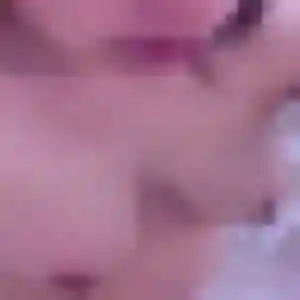 Découvre Assia, 22 ans à Bédée en privé