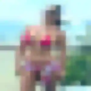 Hafsa, fille de 24 ans propose beurette à Bégard