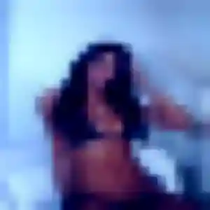 Yamina, 35 ans, connectée à Berny-Rivière pour un beurette