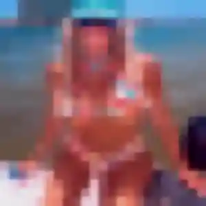 beurette à Berville-sur-Mer : photo de Naya, 28 ans - inscription gratuite