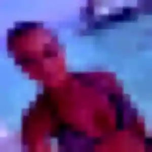 Alya, 41 ans, en ligne à Bessens pour un beurette