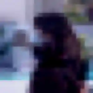 Ihsane, 38 ans, connectée à Beure pour un beurette