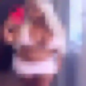 Charmante Lamia, 45 ans à Biars-sur-Cère - voir sa photo