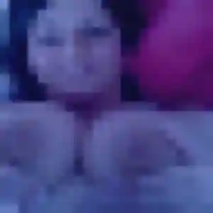 Charmante Nadia, 26 ans à Bias - la contacter