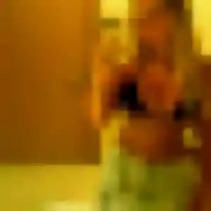 Photo de Najat à Bize-Minervois (36 ans) - beurette sans inscription